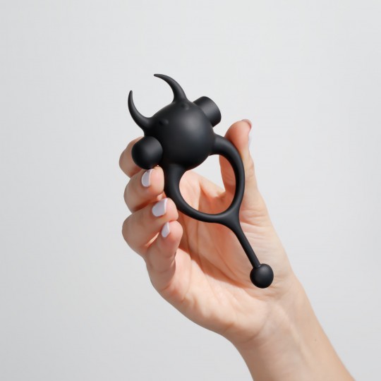CRUSHIOUS DAEMON COCKRING WITH RECHARGEABLE VIBRATING BULLET BLACK